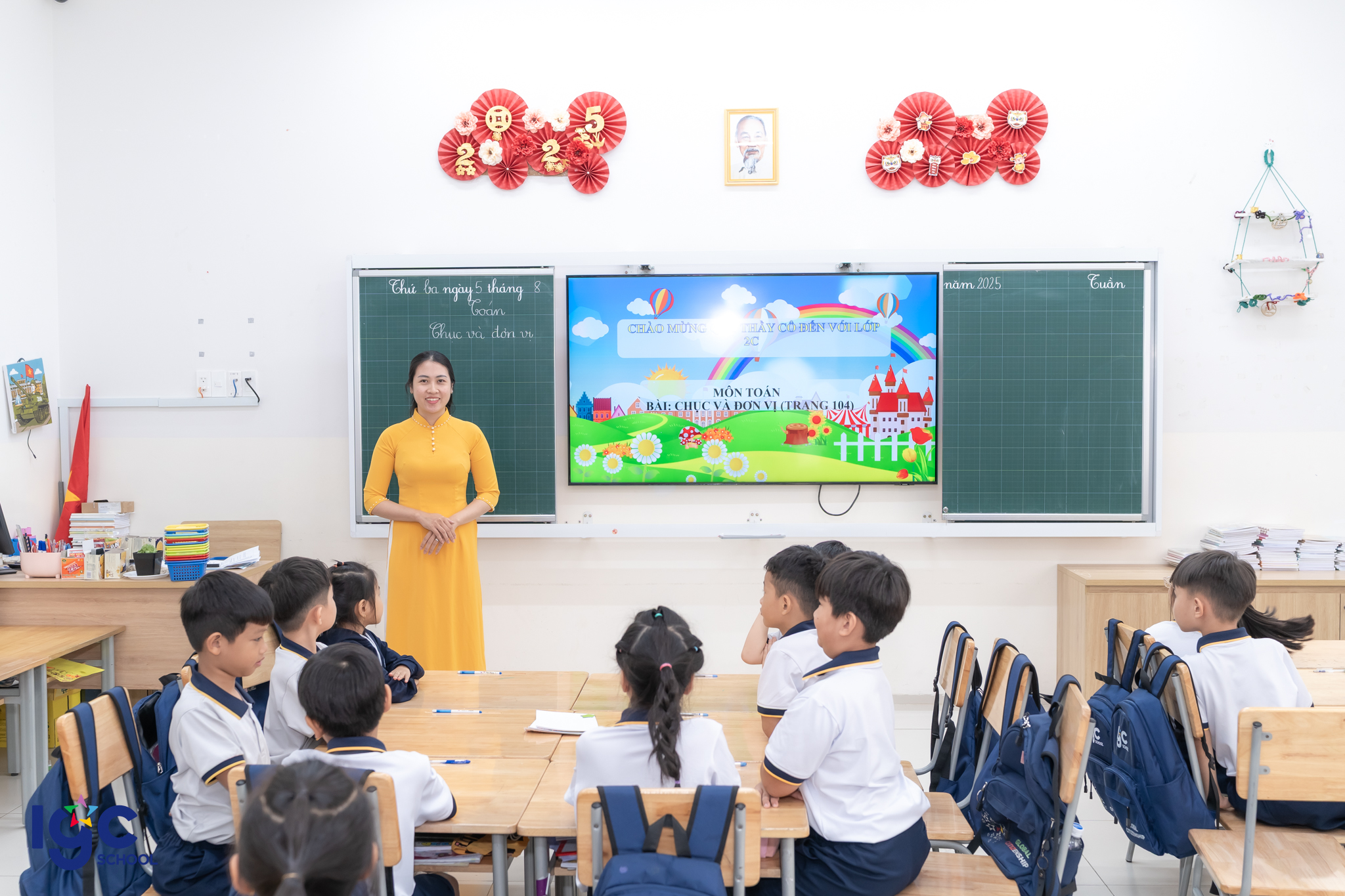 Buổi học Toán thật sôi nổi và bổ ích với chủ đề "Chục và đơn vị"