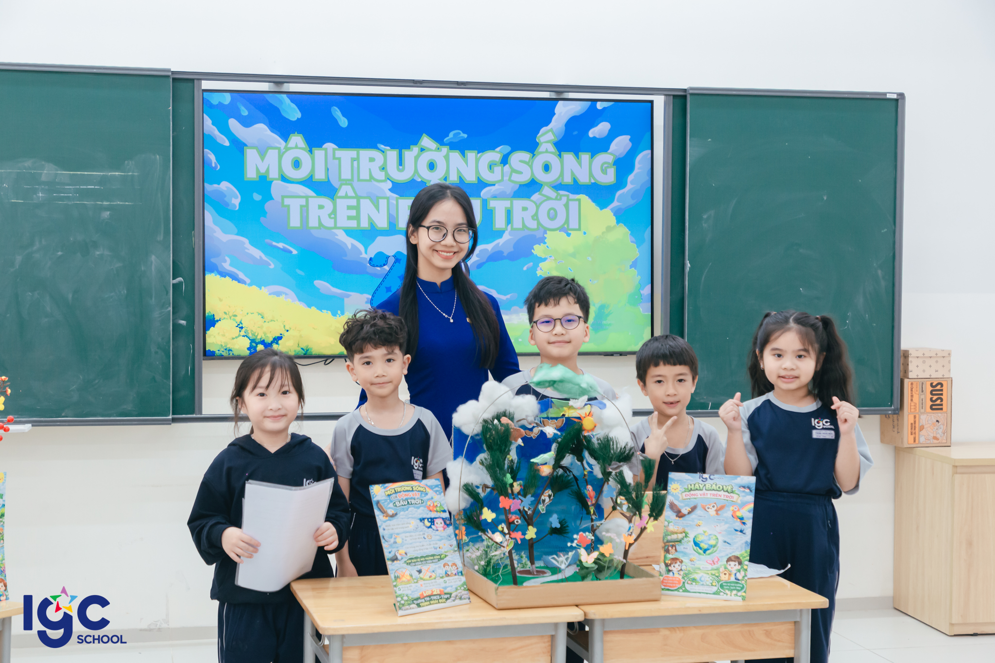 LỚP HỌC HÓA "CÔNG VIÊN HOANG DÃ": KHI CÁC NHÀ KHOA HỌC NHÍ LỚP 2 RA TAY