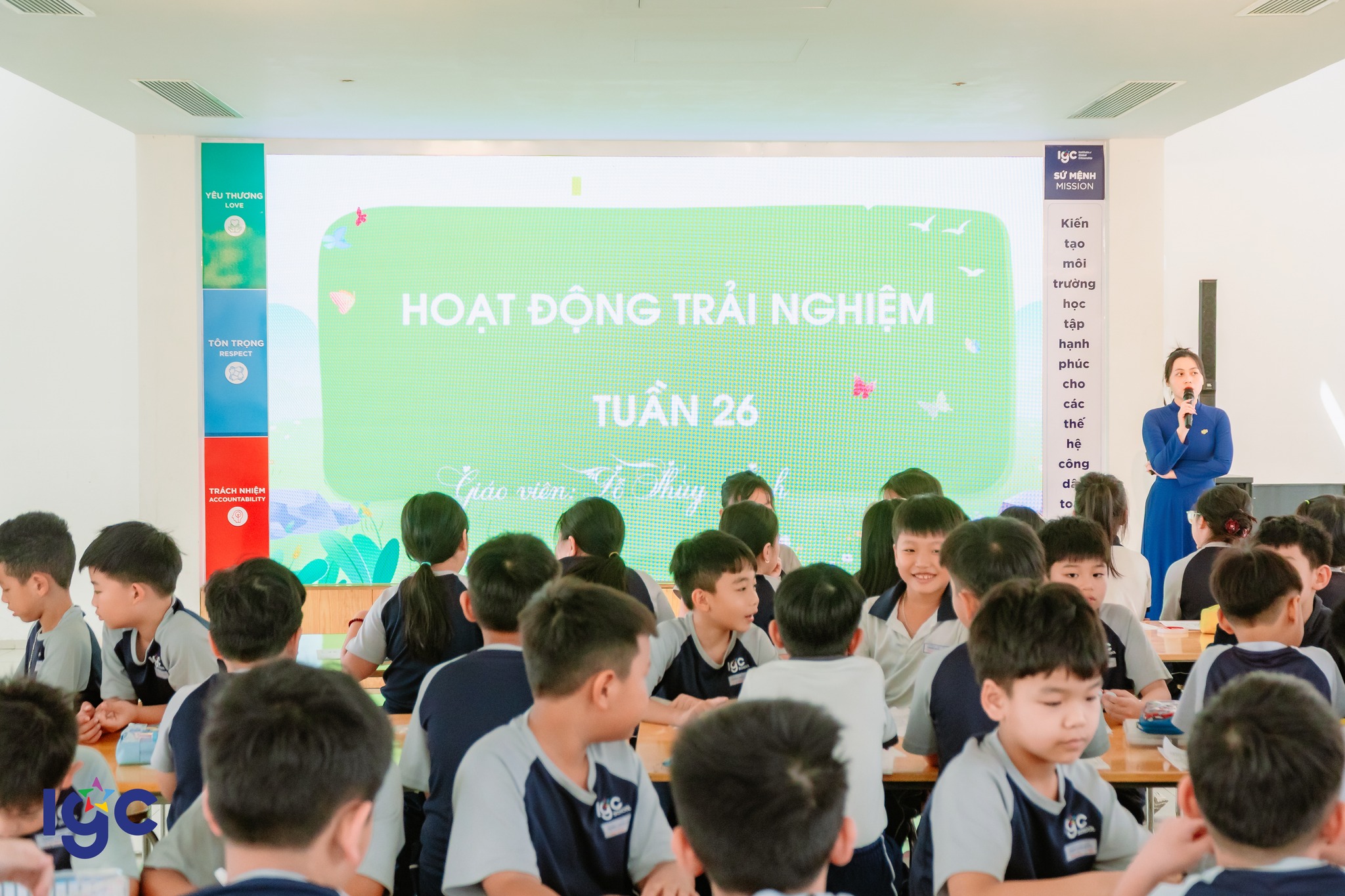 "MẸ ƠI, CON CÓ ĐIỀU NÀY MUỐN NÓI..." LỜI YÊU THƯƠNG TỪ NHỮNG TRÁI TIM NHỎ KHỐI 3