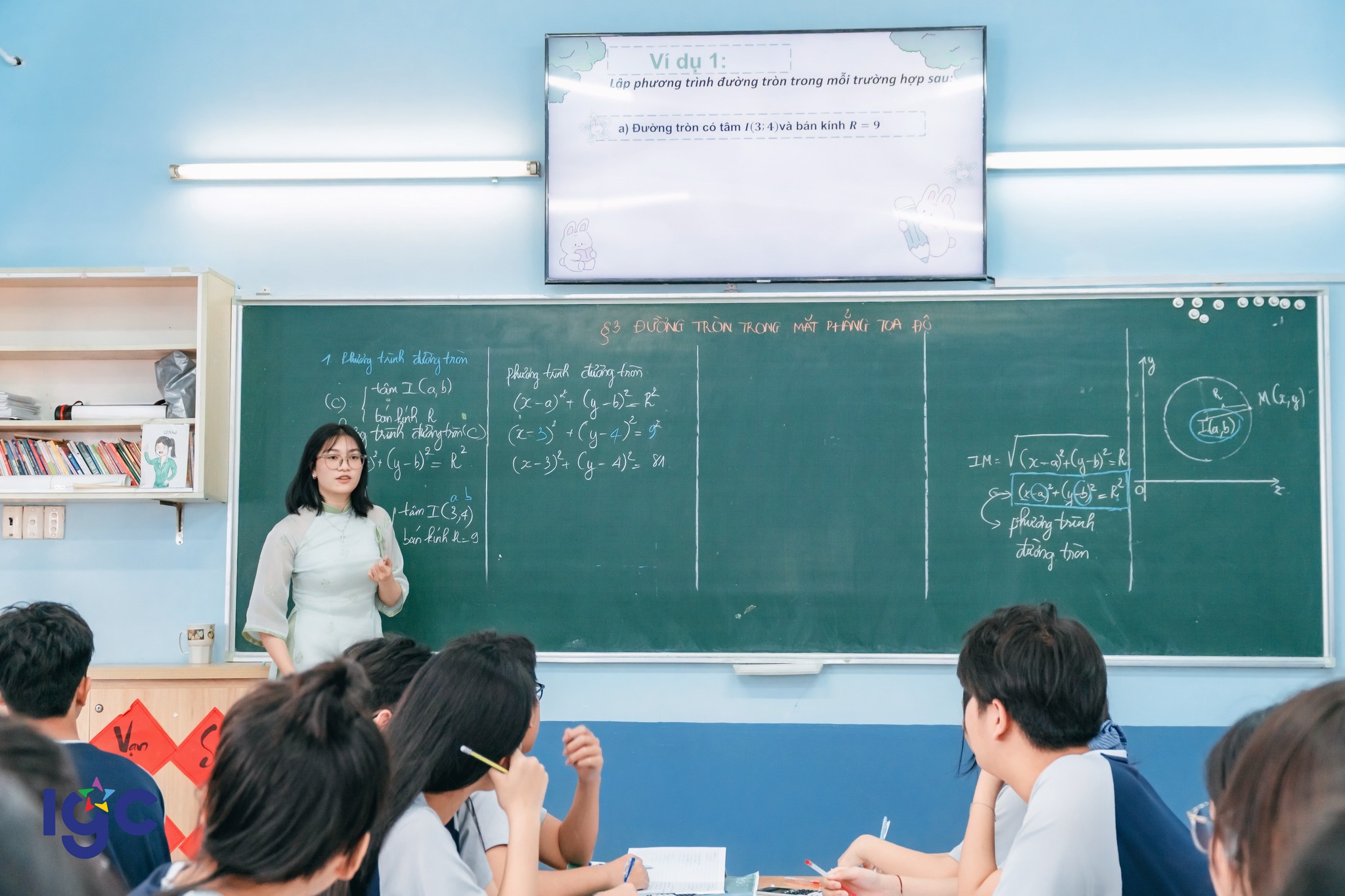 KHI NHỮNG CON SỐ "BIẾT NÓI": KHÁM PHÁ THẾ GIỚI ĐƯỜNG TRÒN CÙNG HỌC SINH LỚP 10