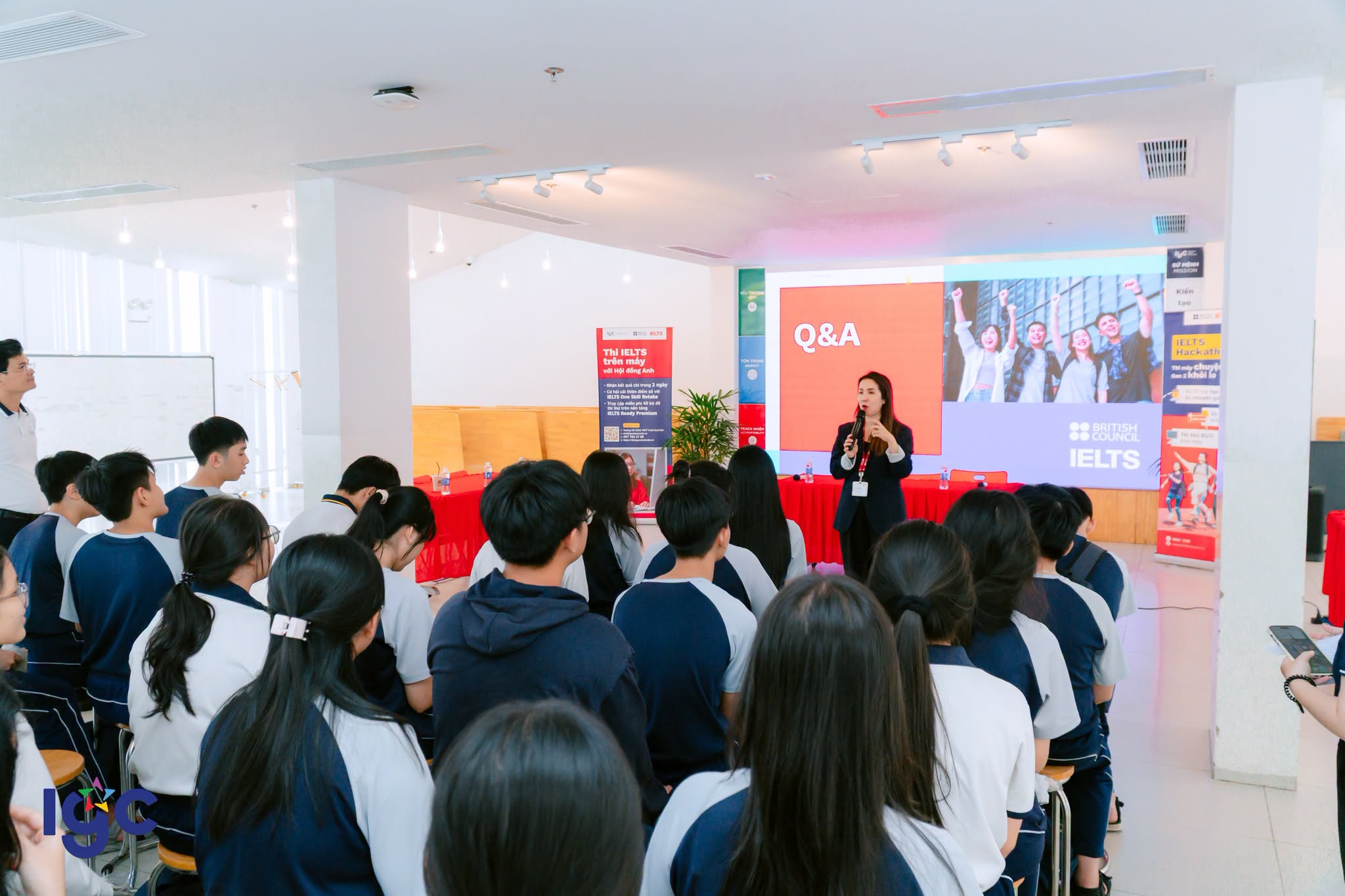 Nhìn Lại Hành Trình Chinh Phục IELTS Của Học Sinh Trường Trịnh Hoài Đức