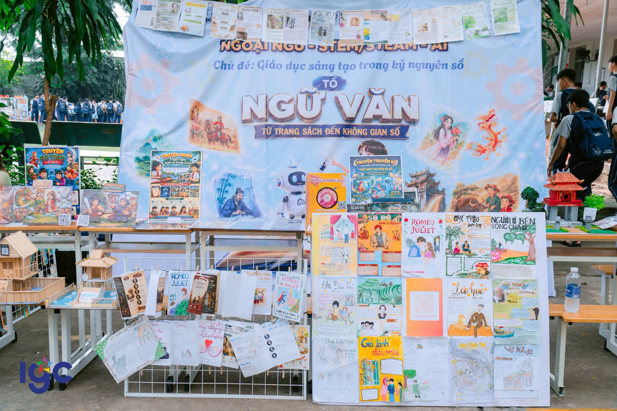 Nhìn lại ngày hội ngoại ngữ - STEM/STEAM & AI của học sinh khối THCS trường Trịnh Hoài Đức