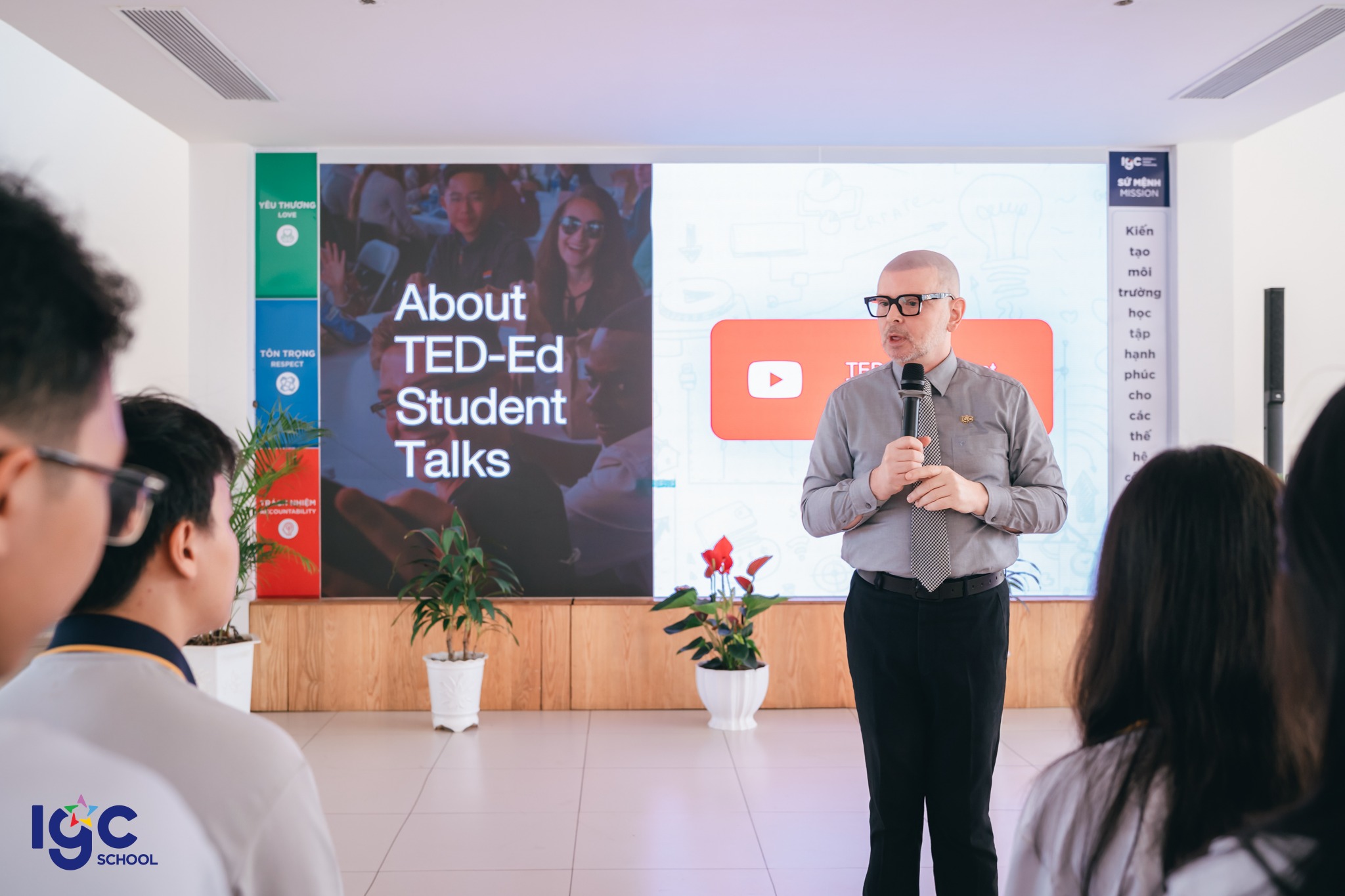 Học sinh hào hứng với chương trình