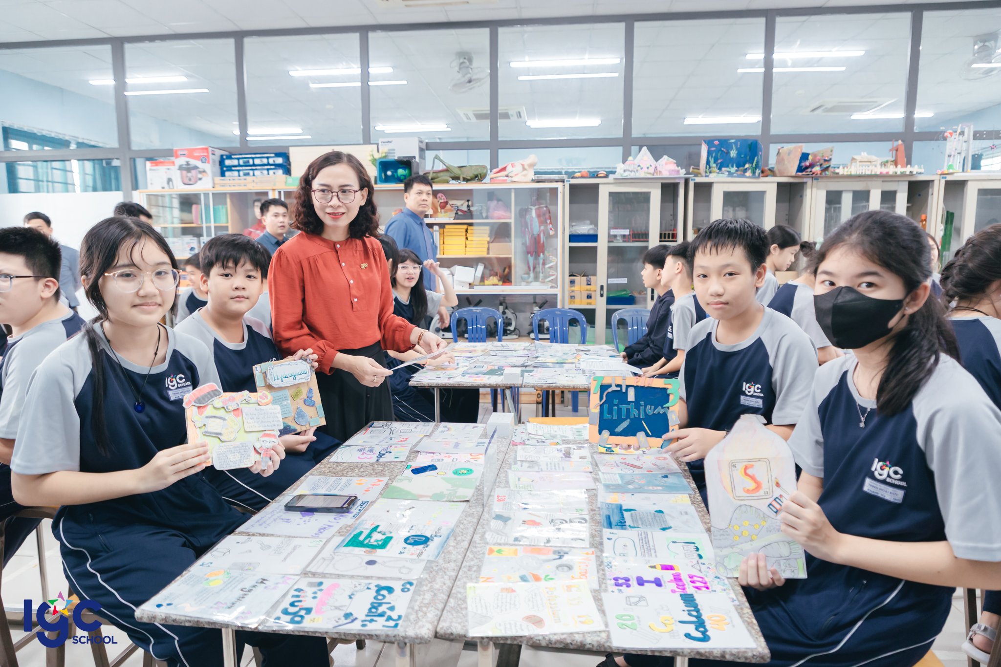 Dự án Bảng Tuần Hoàn Sáng Tạo của học sinh Khối 7