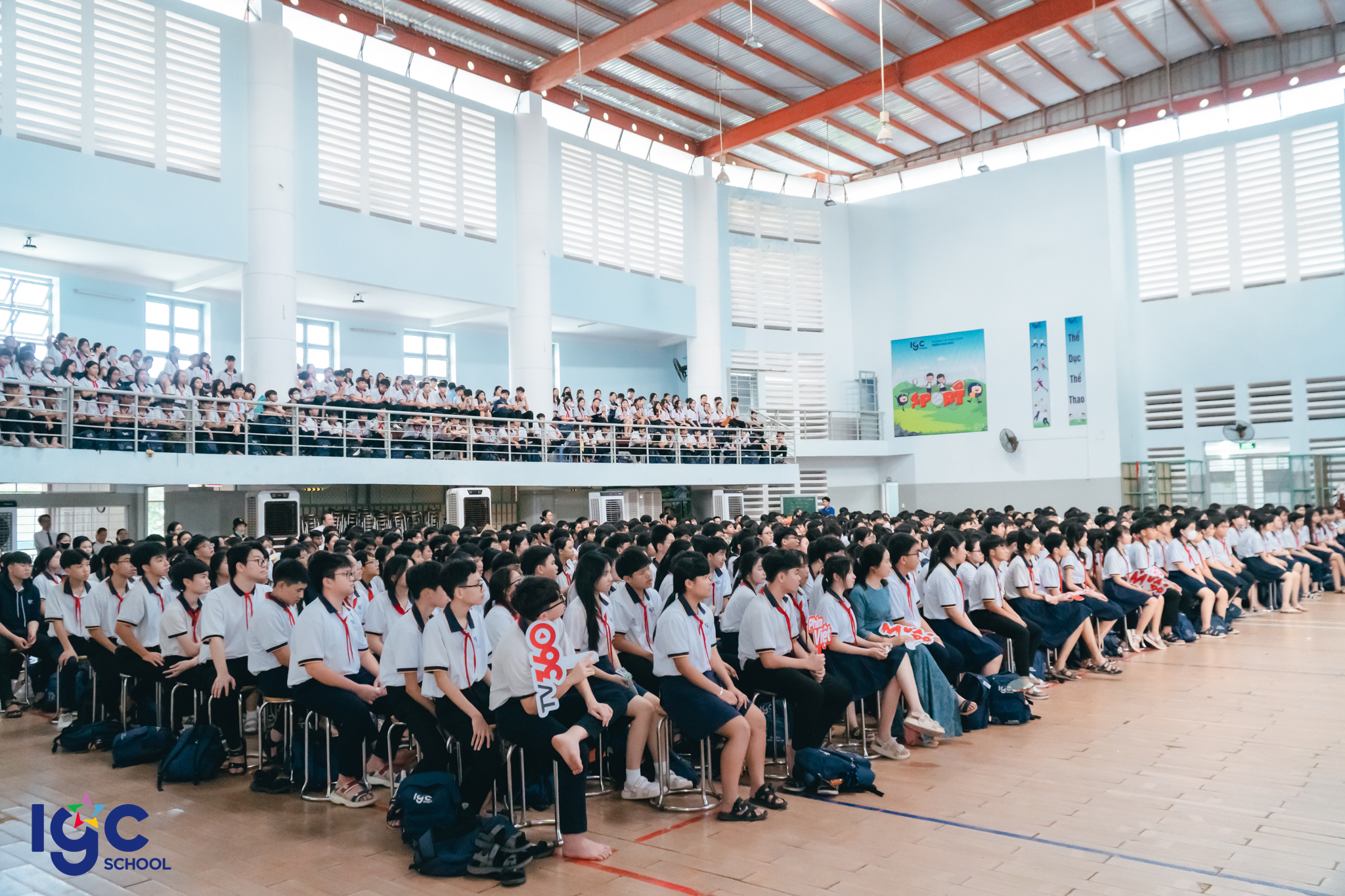 Tự hào dân tộc