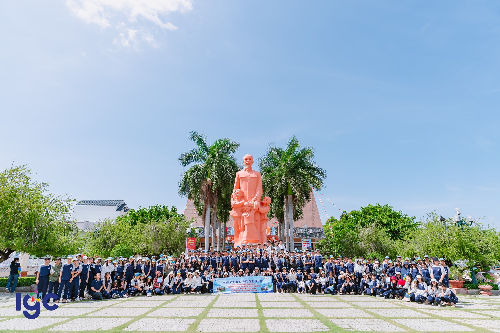 Phan Thiết Khối 10 - 1