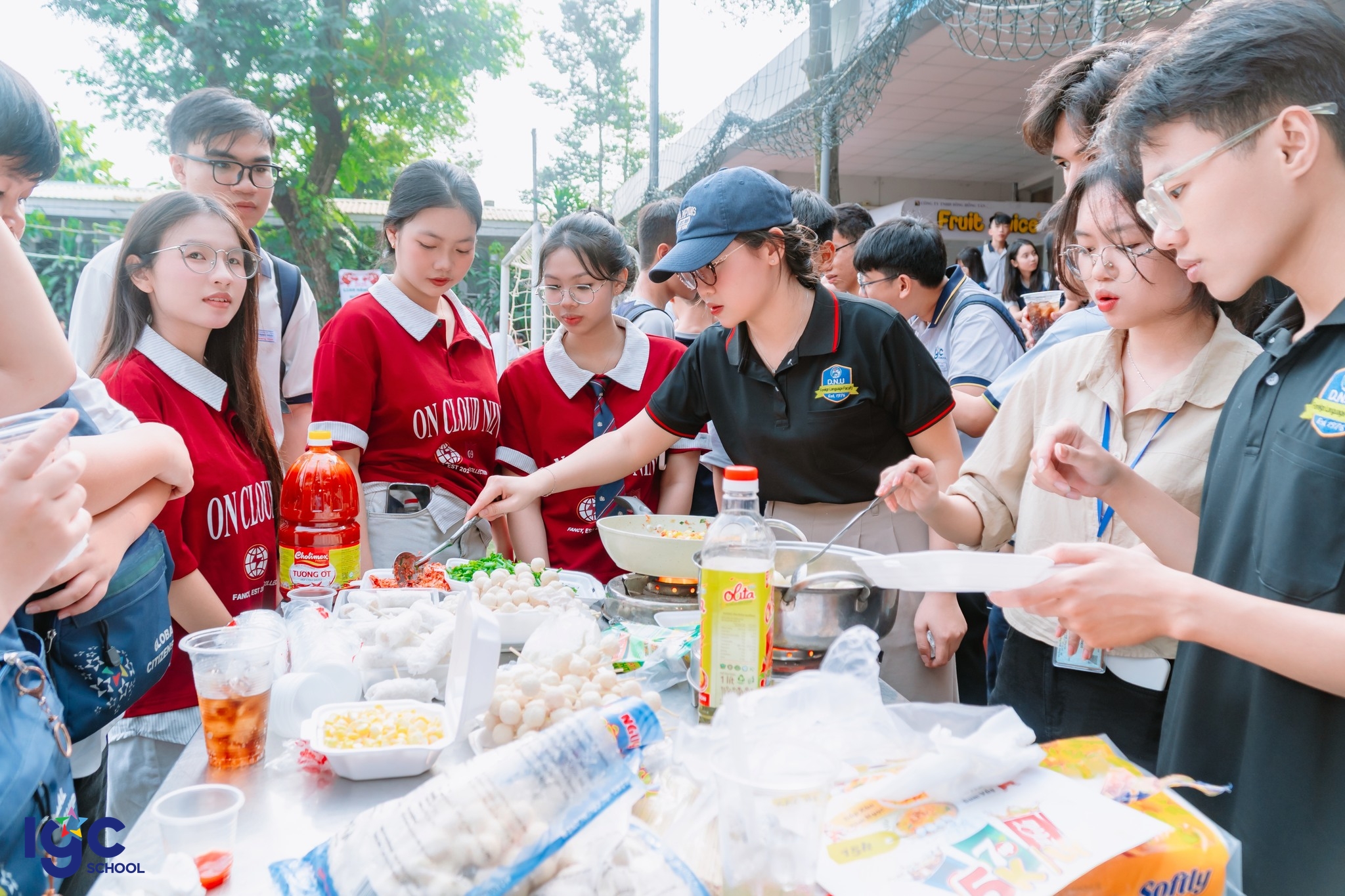 Hội xuân trung học 11