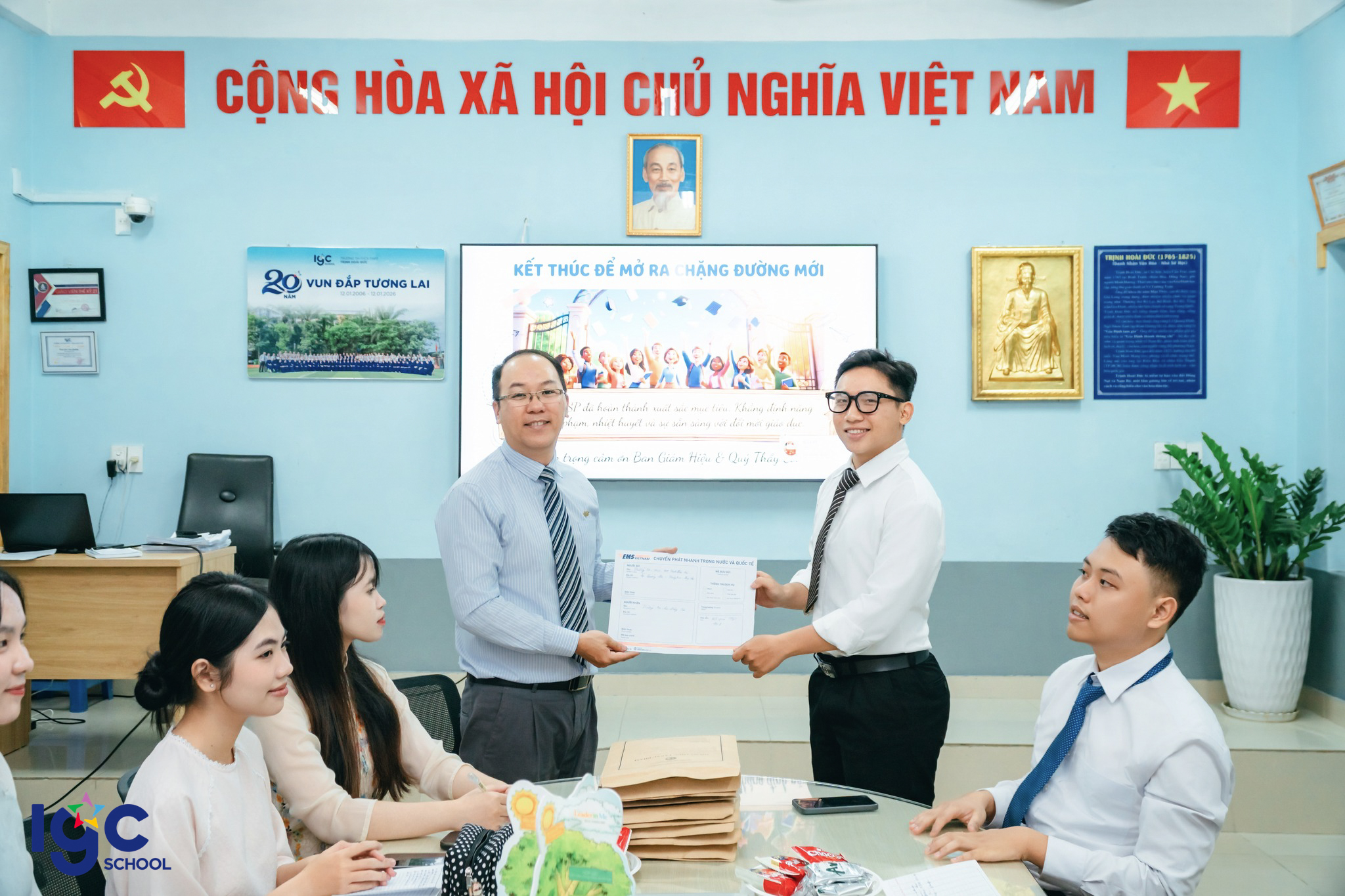 Ảnh thực tập sinh 10