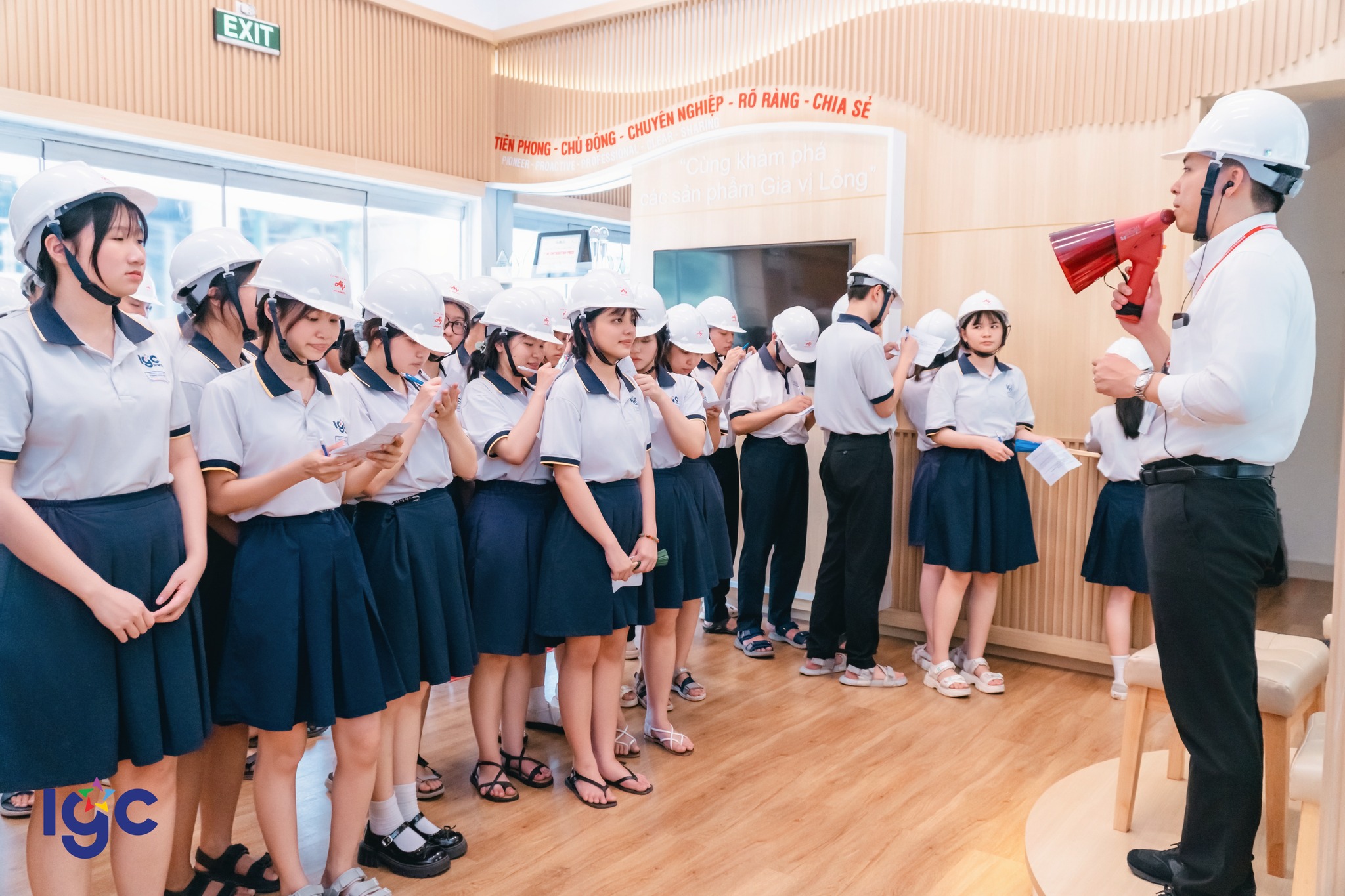 Tham quan Ajinomoto THPT