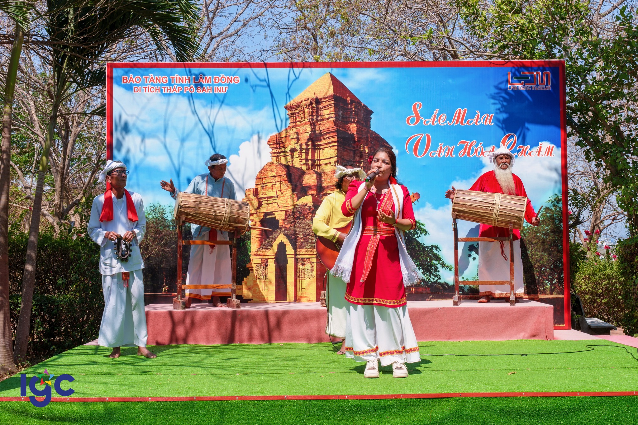 Hành trình Ninh Chữ Khối 11