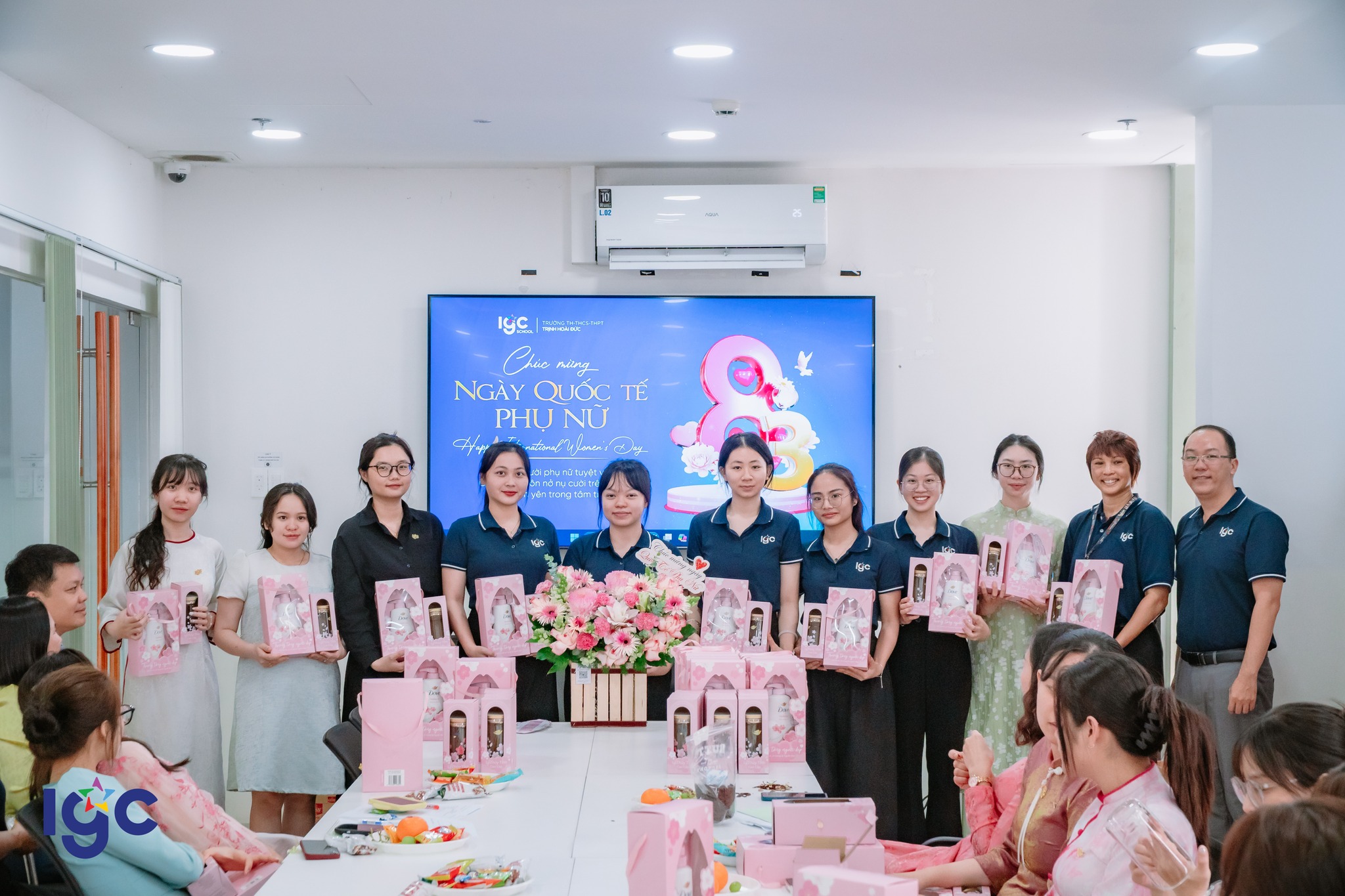 Tri ân 8/3 - Hình 2