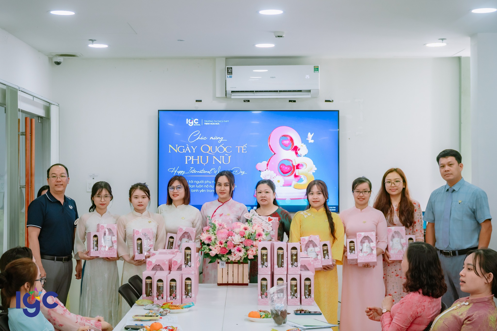 Tri ân 8/3 - Hình 8