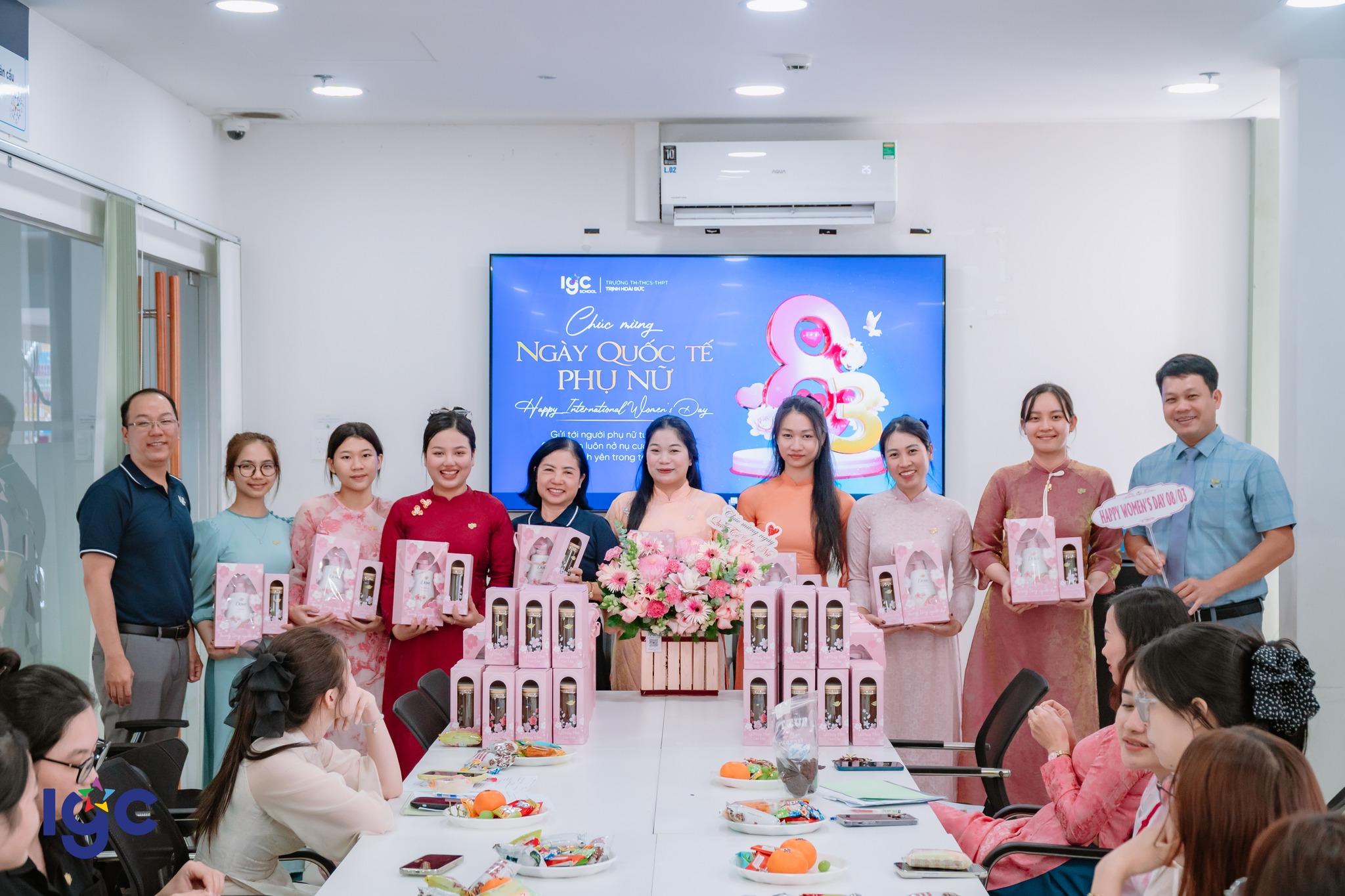 Tri ân 8/3 - Hình 11