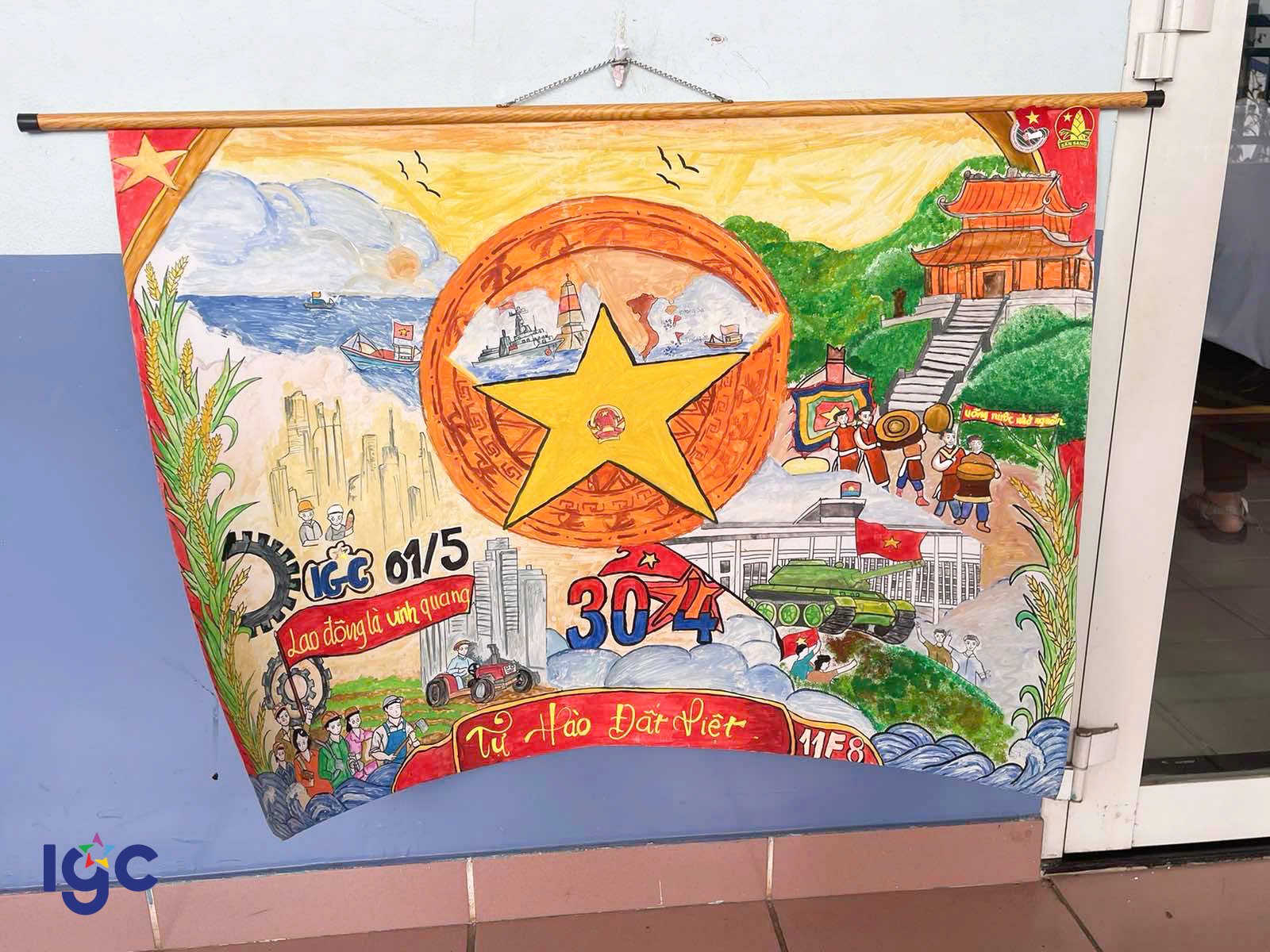 Không gian tự hào dân tộc