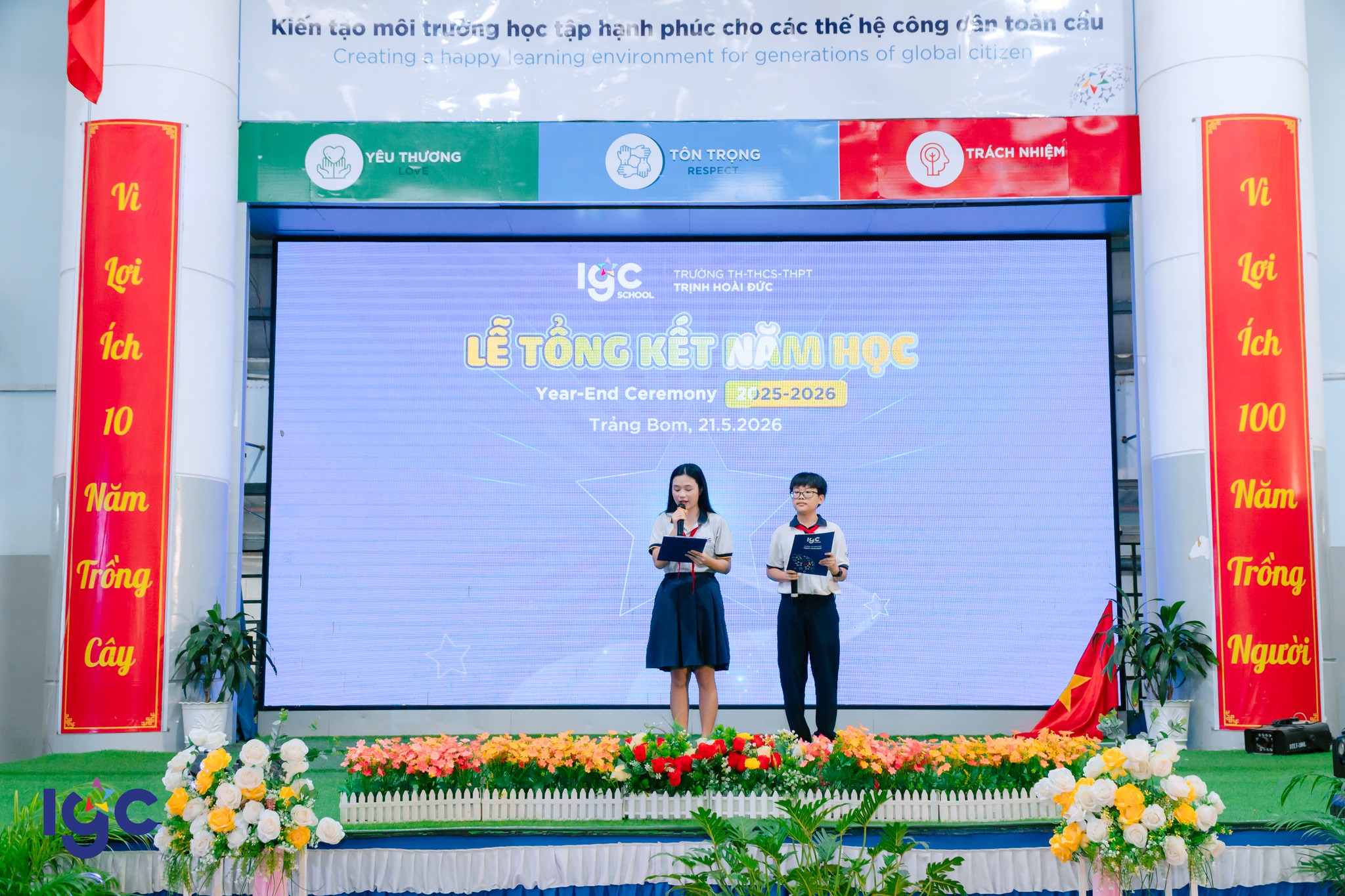 Lễ tổng kết THCS