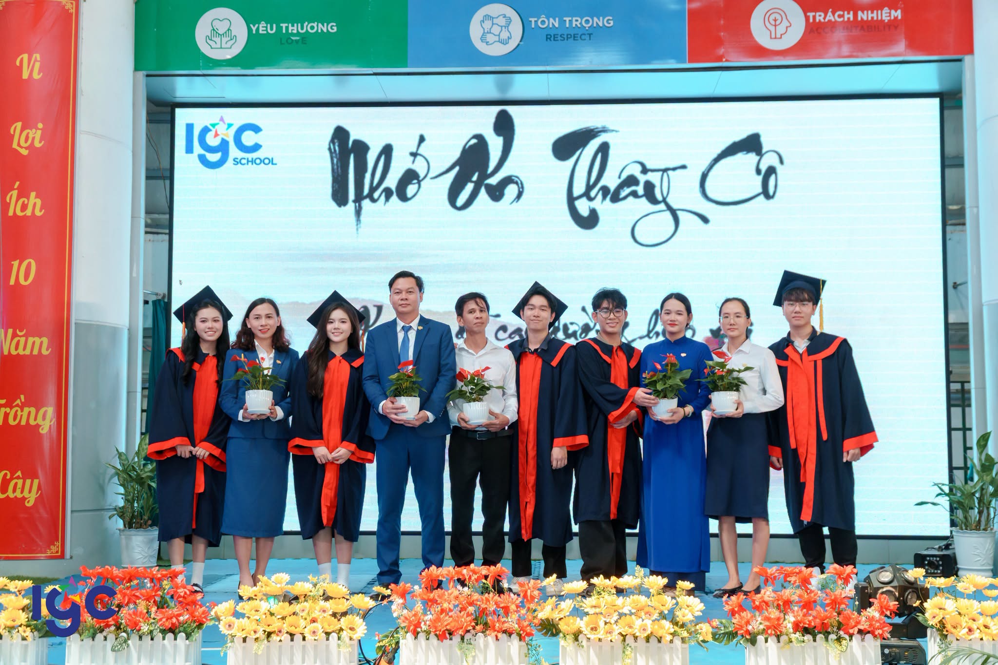 Lễ Tri Ân Khối 12