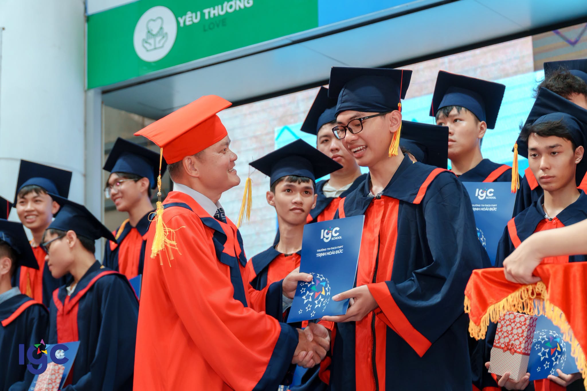 Lễ Tri Ân Khối 12